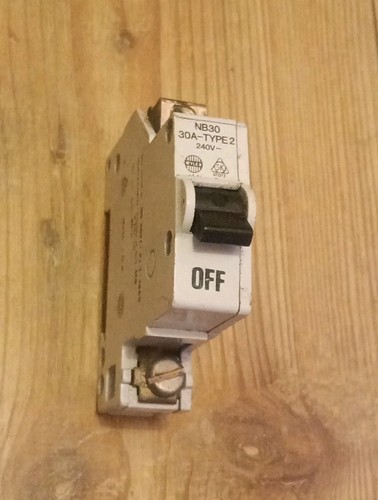Wylex 30a type single - single, pole